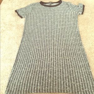 Short sleeve sweater dress